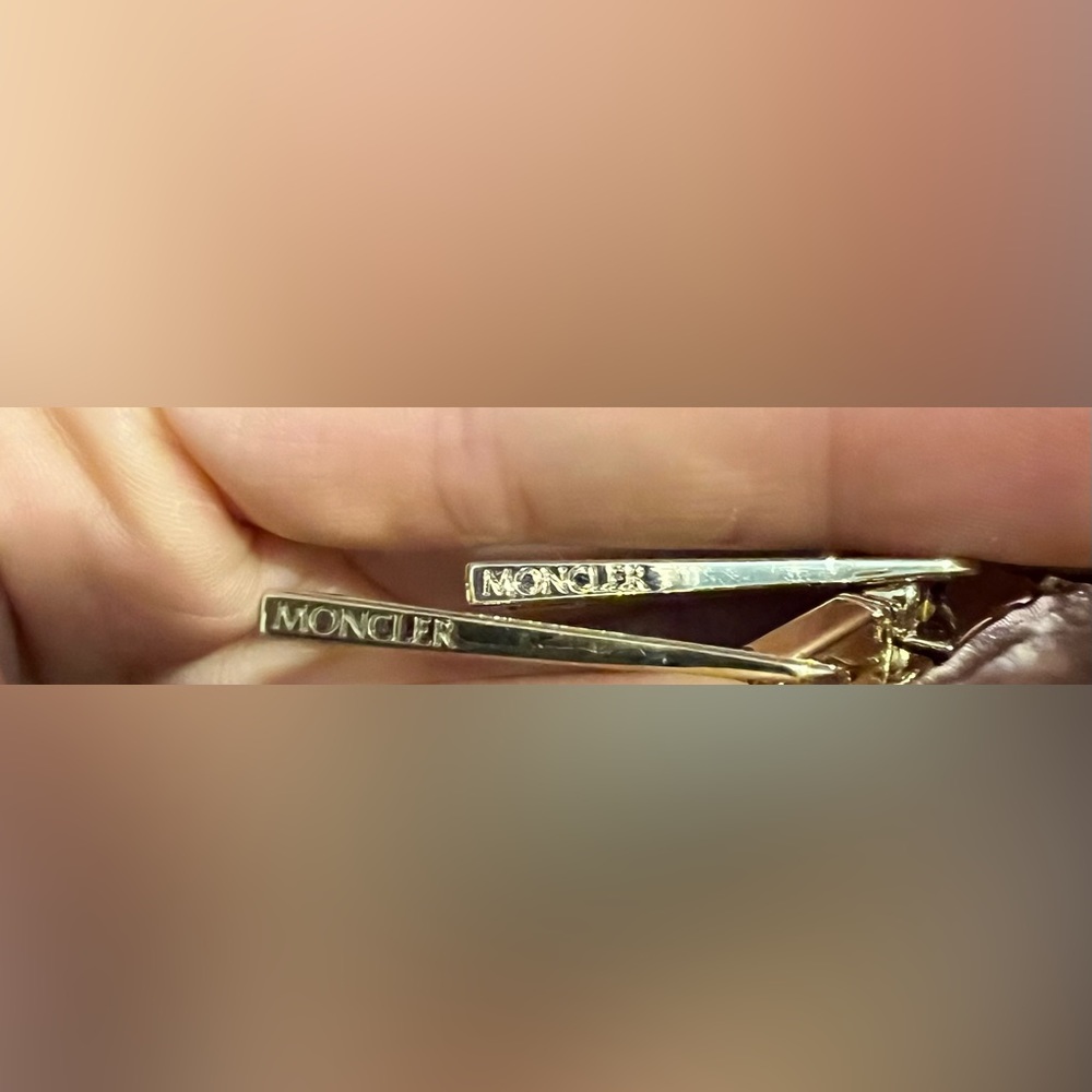 Moncler Cormoran Down Pink and Gold Women’s Jacket - Picture 8 of 16